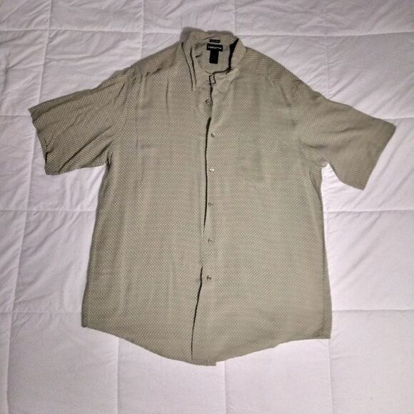 Men's Liz Claiborne Silk Shirt - Picture 1 of 4